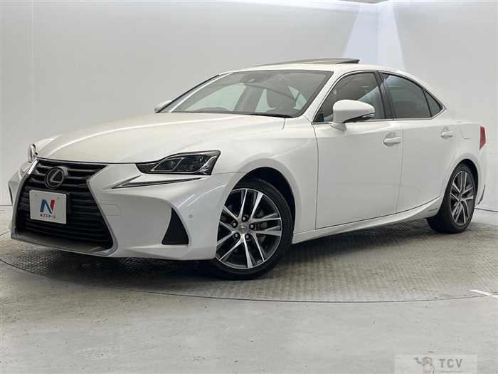 2017 Lexus IS