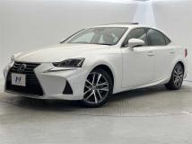 2017 Lexus IS