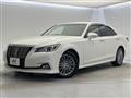 2016 Toyota Crown