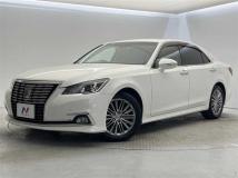 2016 Toyota Crown