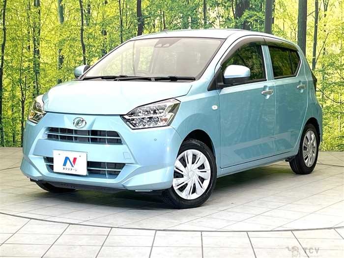 2017 Daihatsu Mira Es