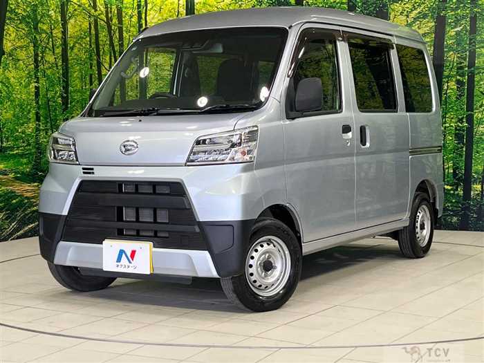 2022 Daihatsu Hijet Cargo