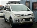 2009 Mitsubishi Delica D5