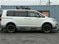 2009 Mitsubishi Delica D5