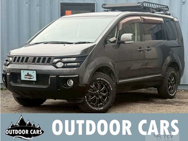 2012 Mitsubishi Delica D5