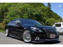 2013 Toyota Crown Majesta