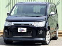 2010 Mitsubishi Delica D5