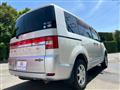 2009 Mitsubishi Delica D5
