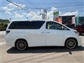 2012 Toyota Vellfire