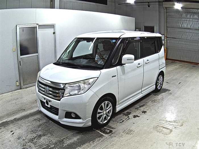 2016 Mitsubishi Delica D2