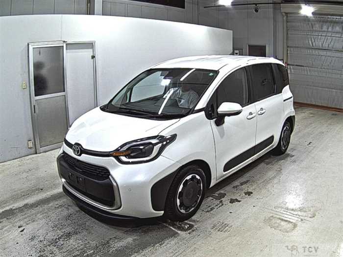 2022 Toyota Sienta