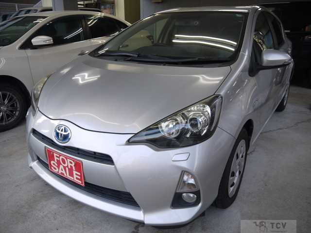 2013 Toyota AQUA