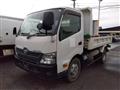 2016 Hino Dutro