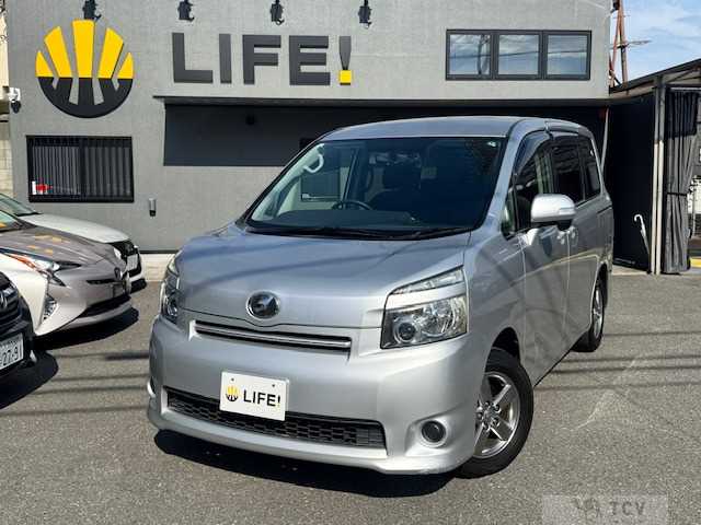 2009 Toyota Voxy