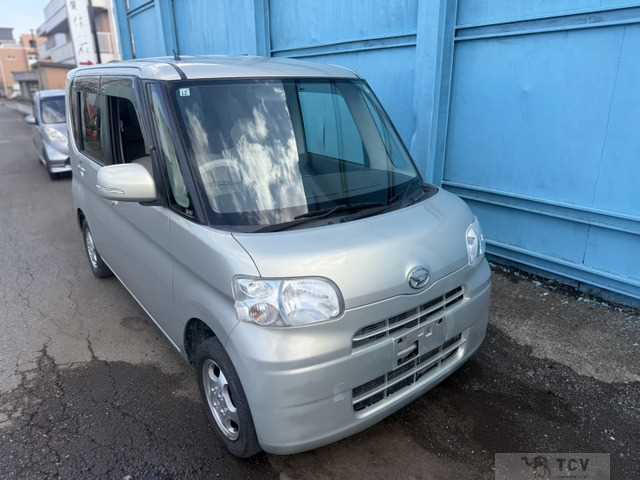 2010 Daihatsu Tanto