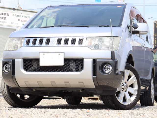 2013 Mitsubishi Delica D5