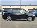 2013 Honda Step WGN