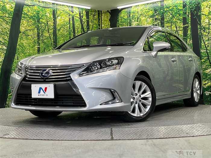 2016 Lexus HS