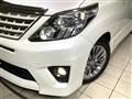 2013 Toyota Alphard