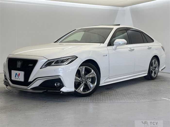 2018 Toyota Crown Hybrid