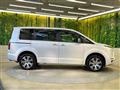2024 Mitsubishi Delica D5