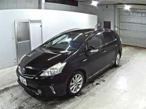 2014 Toyota PRIUS α