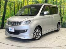 2012 Mitsubishi Delica D2