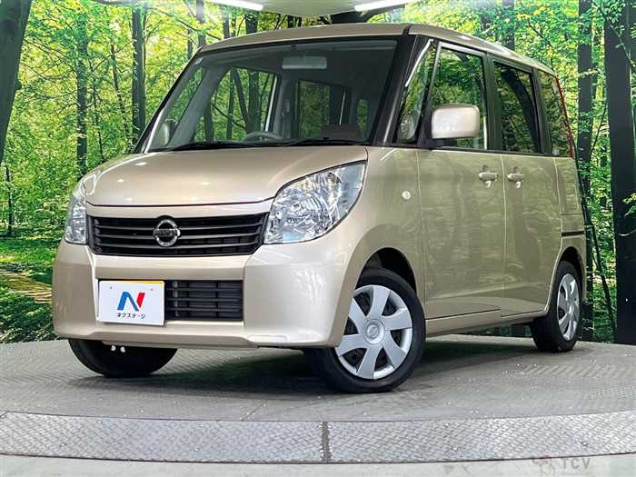 2010 Nissan ROOX