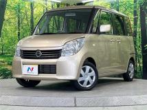 2010 Nissan ROOX