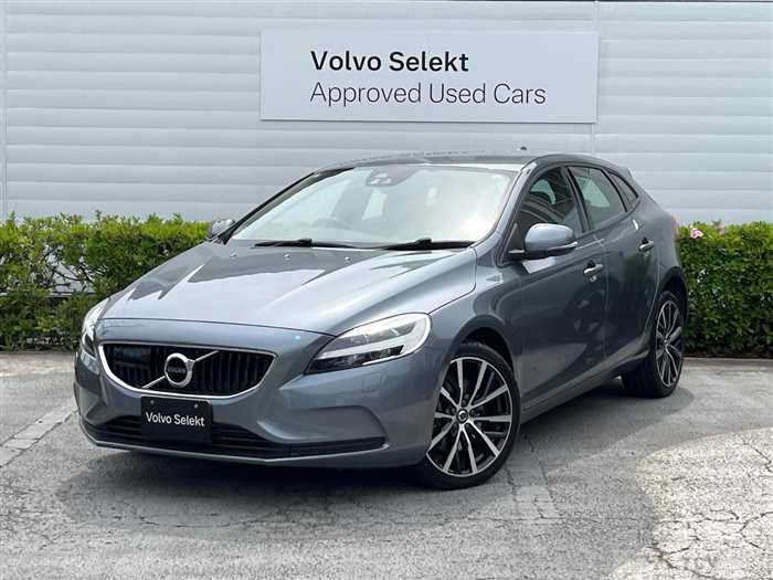 2017 Volvo V40