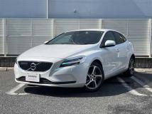2017 Volvo V40