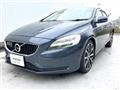 2018 Volvo V40