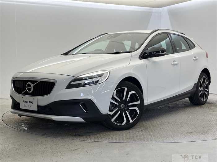 2017 Volvo V40