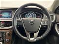 2017 Volvo V40