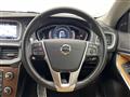 2017 Volvo V40