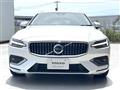 2025 Volvo V60