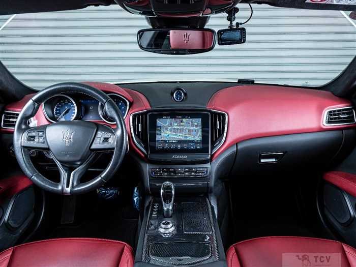 2017 Maserati Ghibli