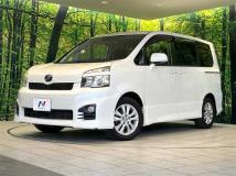 2011 Toyota Voxy