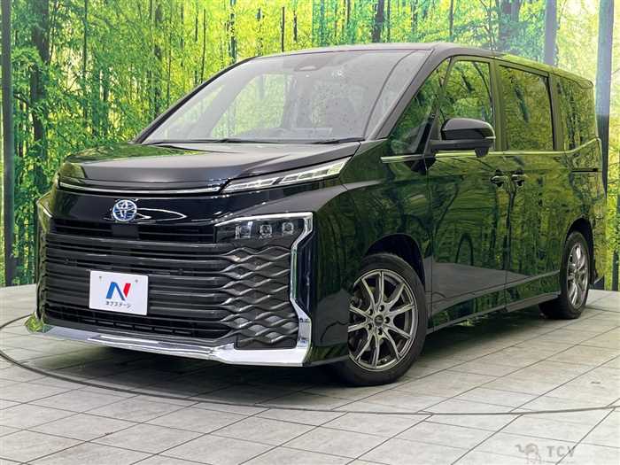 2022 Toyota Voxy