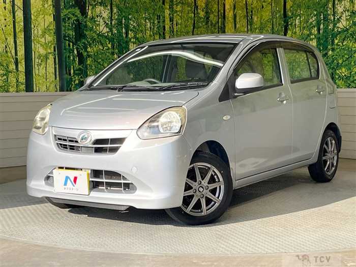 2013 Daihatsu Mira Es