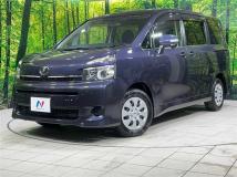 2013 Toyota Voxy