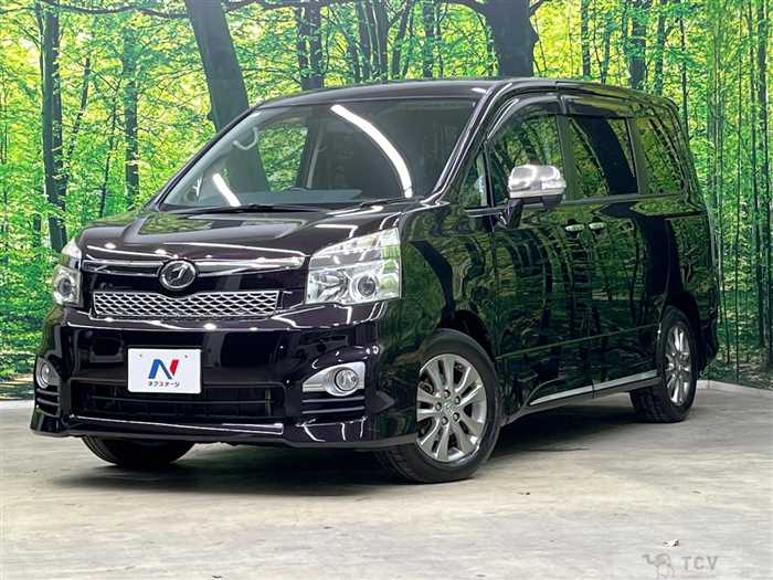 2013 Toyota Voxy