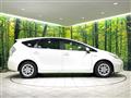 2011 Toyota PRIUS α