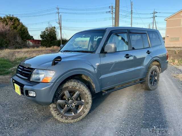 2006 Mitsubishi Pajero
