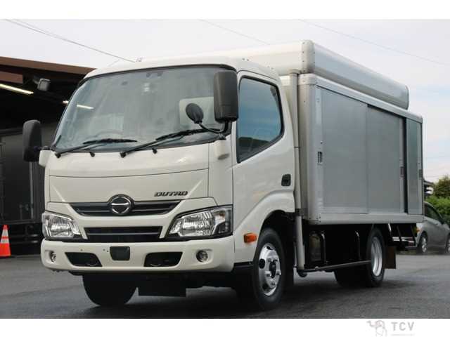 2017 Hino Dutro