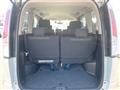 2011 Nissan Serena