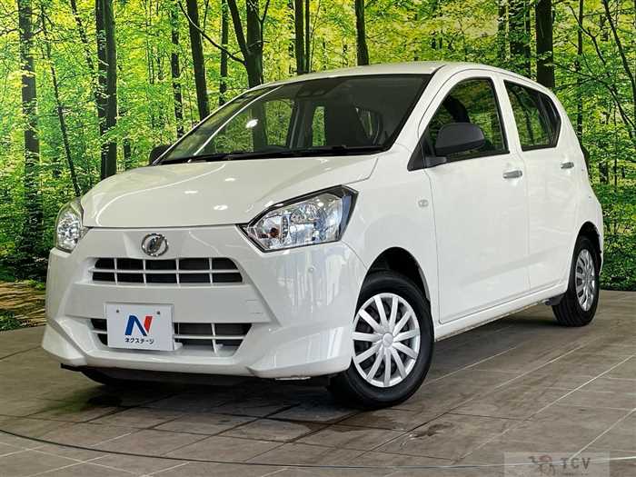2019 Daihatsu Mira Es