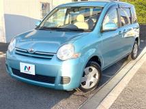 2010 Toyota Sienta