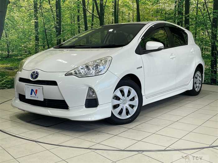 2013 Toyota AQUA