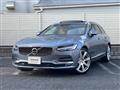 2017 Volvo V90